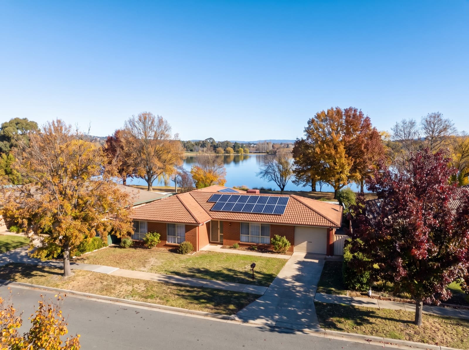Solar panels in Belconnen