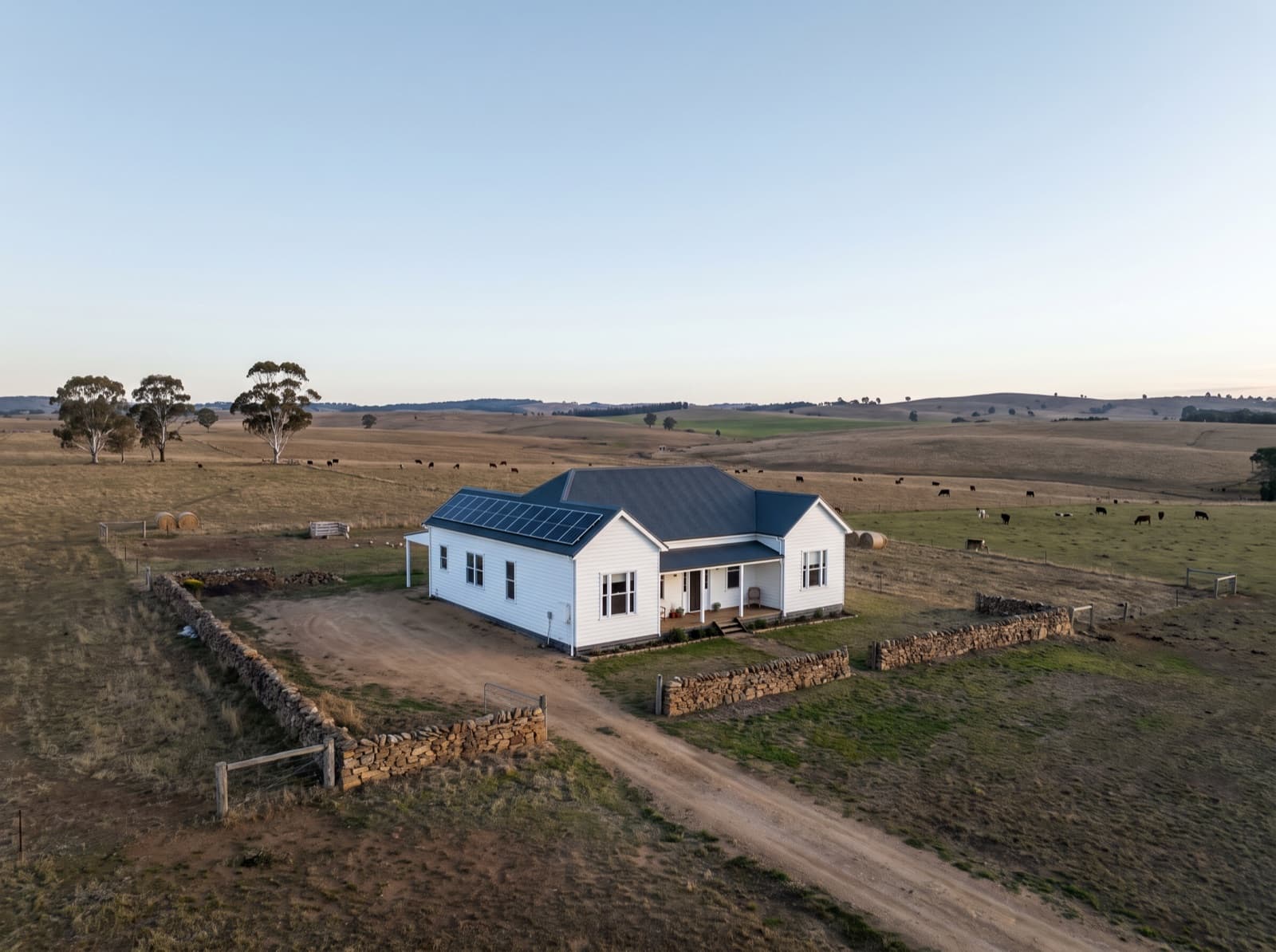 Solar panels in Inverell