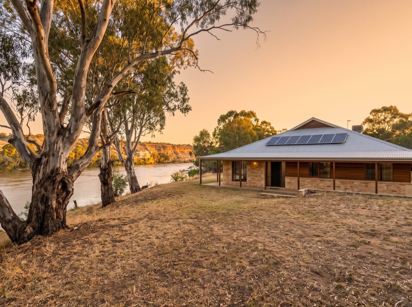 Solar panels in Murray Bridge