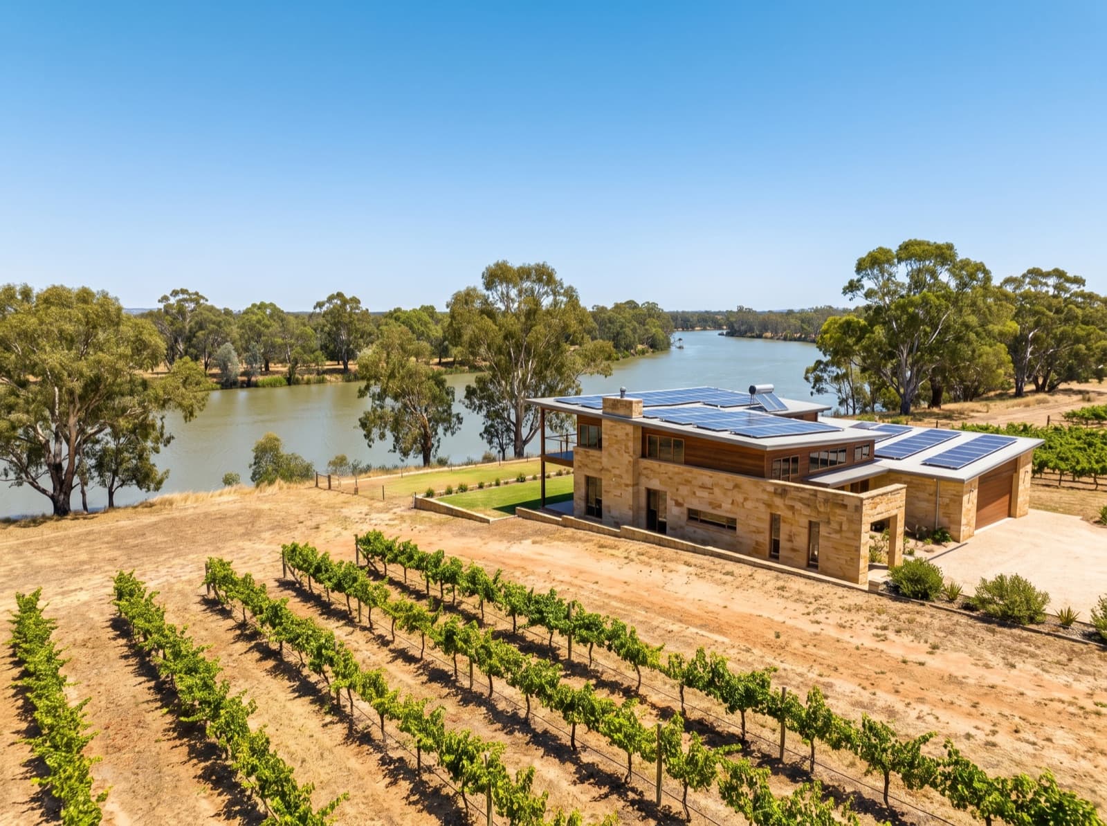 Solar panels in Renmark