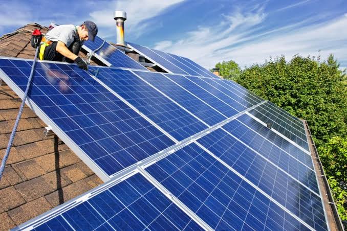 What Determines How Many Solar Panels You Need